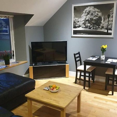 Unkenhaus. Cosy, Modern Apartment, Private Parking Леруік Екстер'єр фото